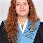 PROFESORA DE HISTORIA ESPECIALIZADA EN ESTUDIOS DE GÉNERO OFRECE CLASES